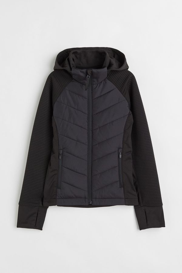 Chaqueta de deporte con capucha