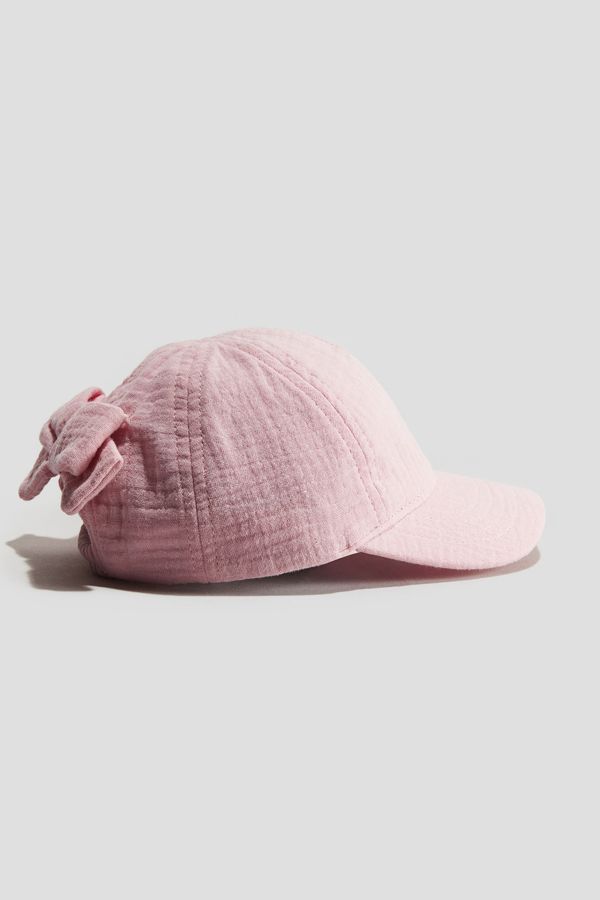 Gorra en algodón con aplicación