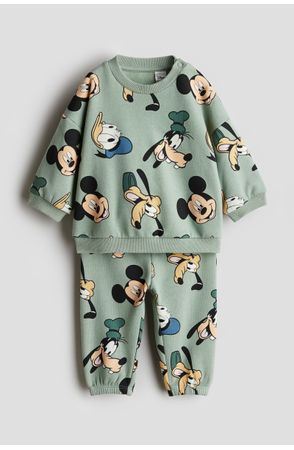 Sacos y Prendas tejidas Bebe Nino H M CO