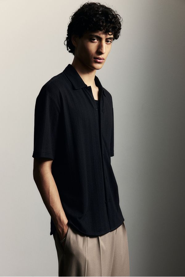 Camisa Regular Fit en punto texturizado