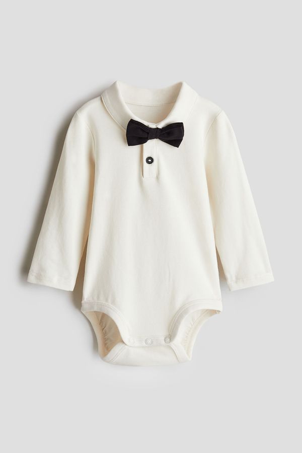 Body estilo esmoquin