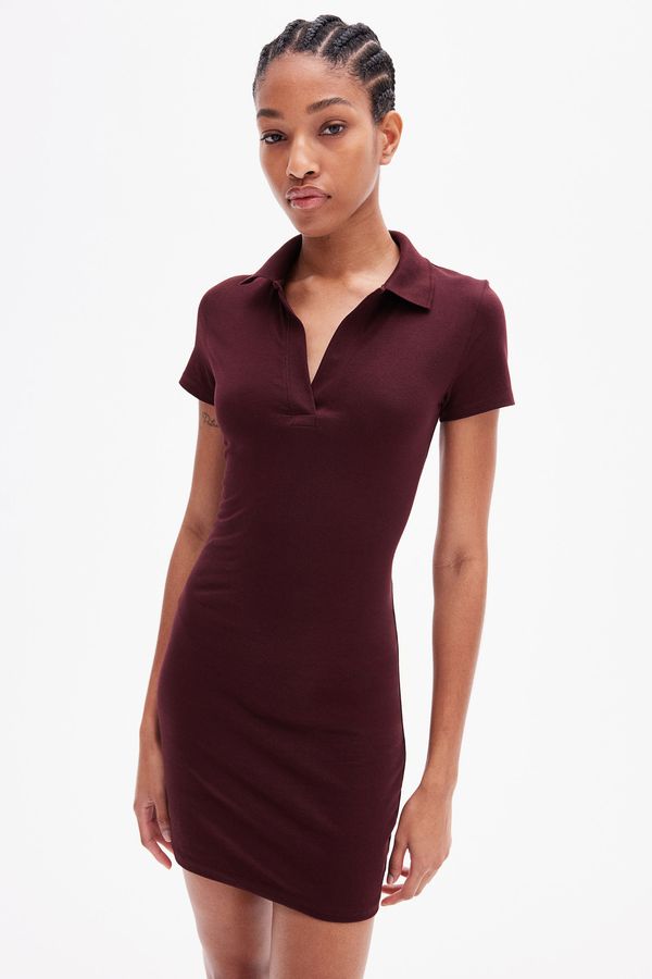Vestido polo ajustado