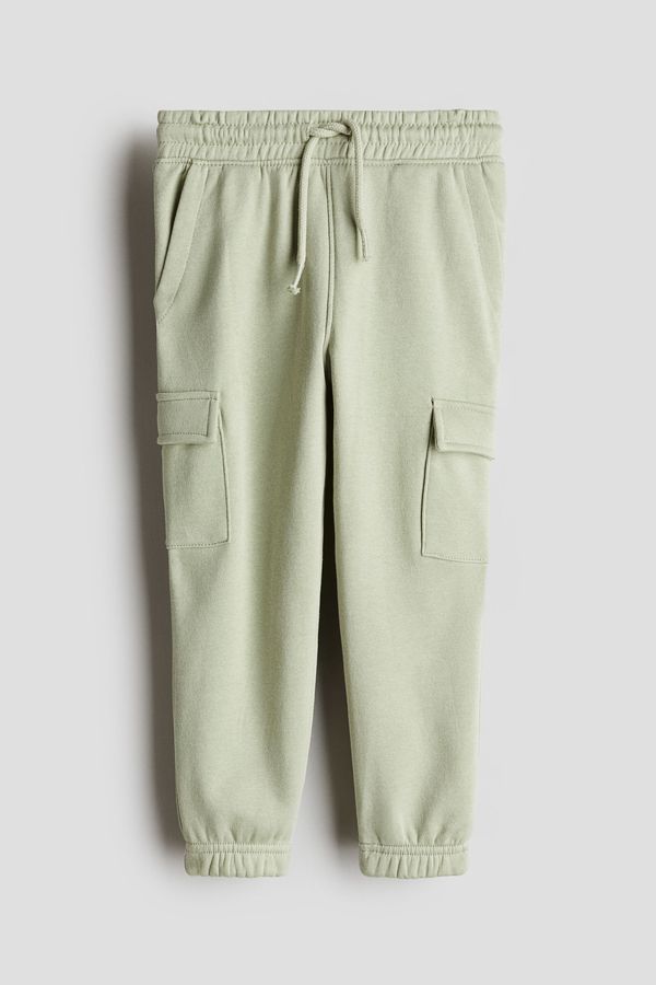 Joggers cargo con interior afelpado