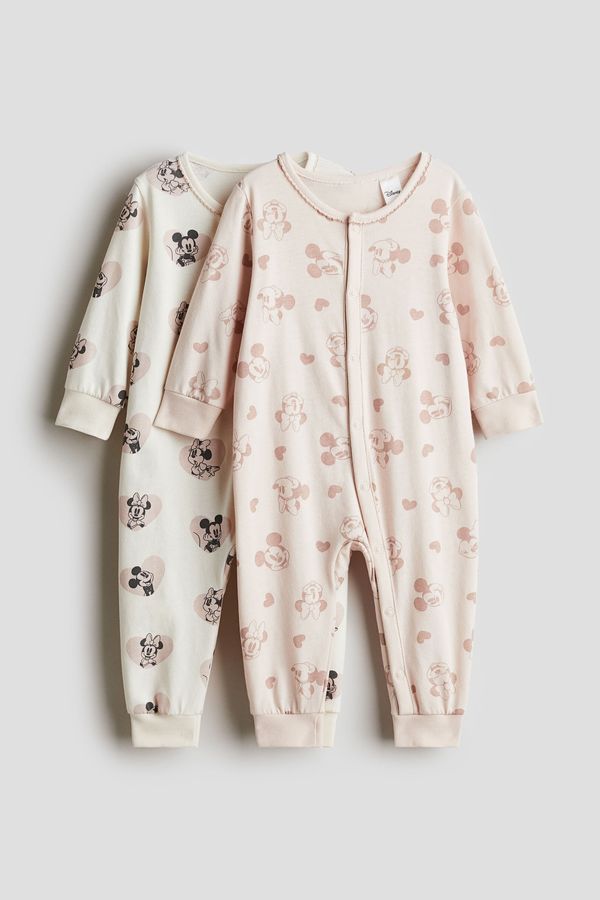 Pack de 2 pijamas con diseño estampado