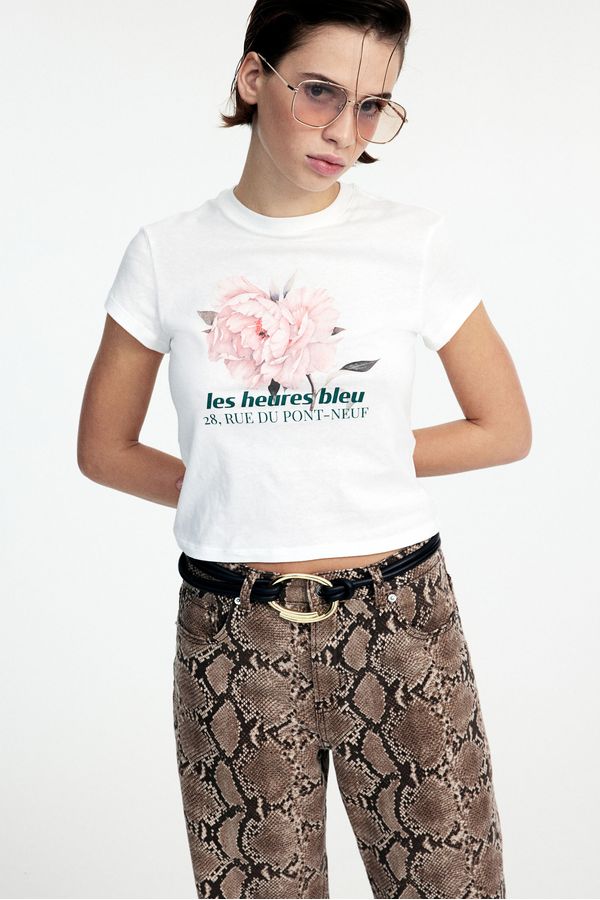 Camiseta cropped estampada