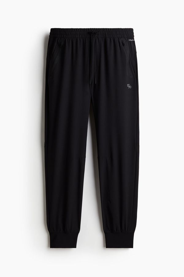Pantalón de sudadera con DryMove™ Regular Fit