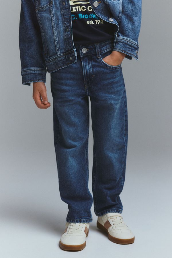 Relaxed Fit Jeans