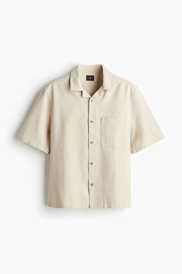 Regular Fit Textured resort shirt