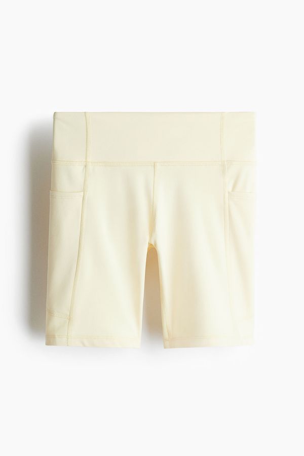 Shorts deportivos de ciclismo con DryMove™