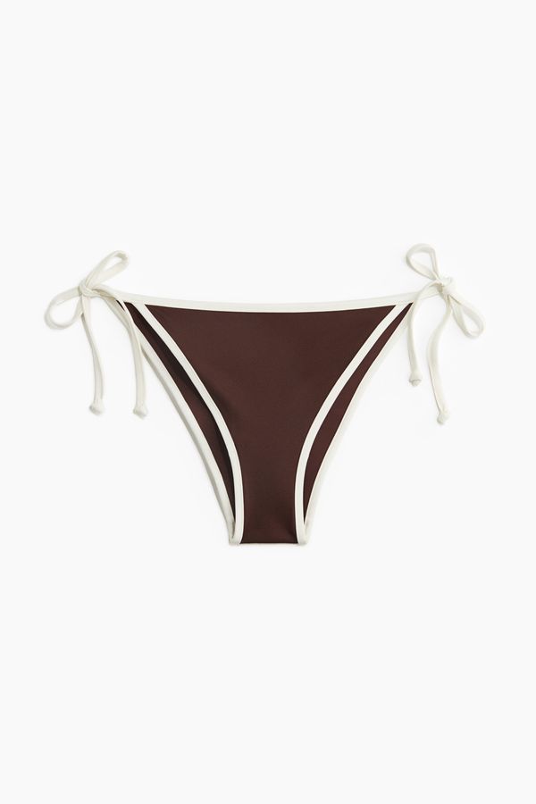 Panti de bikini con tiras