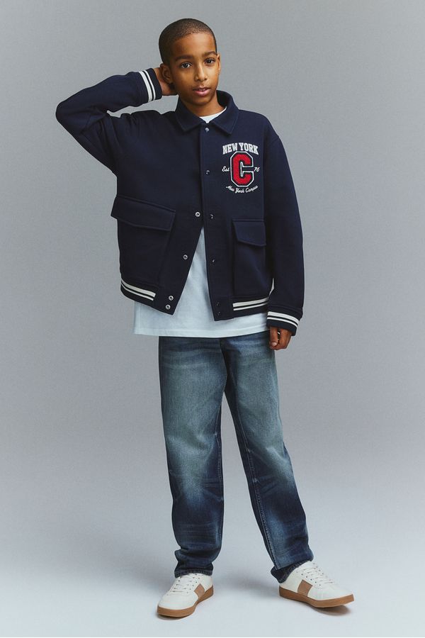 Relaxed Tapered Fit Jeans