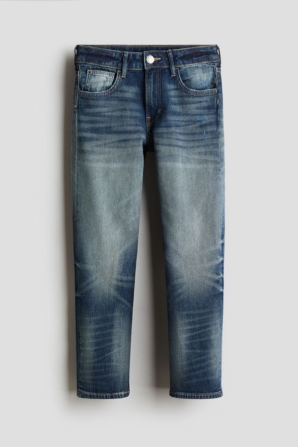 Relaxed Tapered Fit Jeans