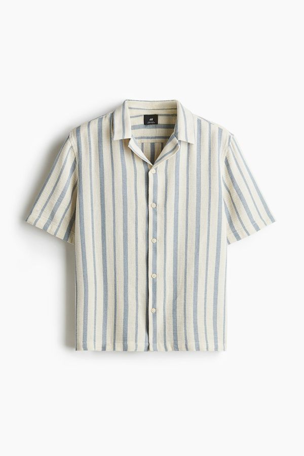 Camisa resort Regular Fit con textura