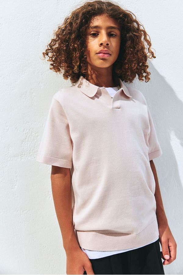 Camiseta estilo polo de tejido fino