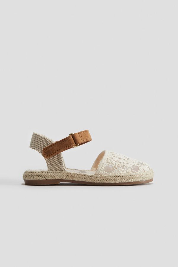Sandalias efecto crochet