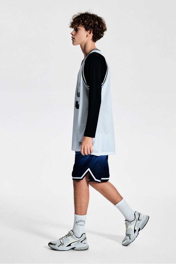 Shorts de baloncesto con DryMove™