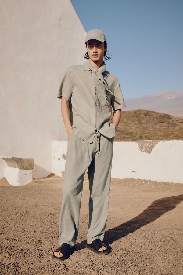 Pantalón Regular Fit en mezcla de lino