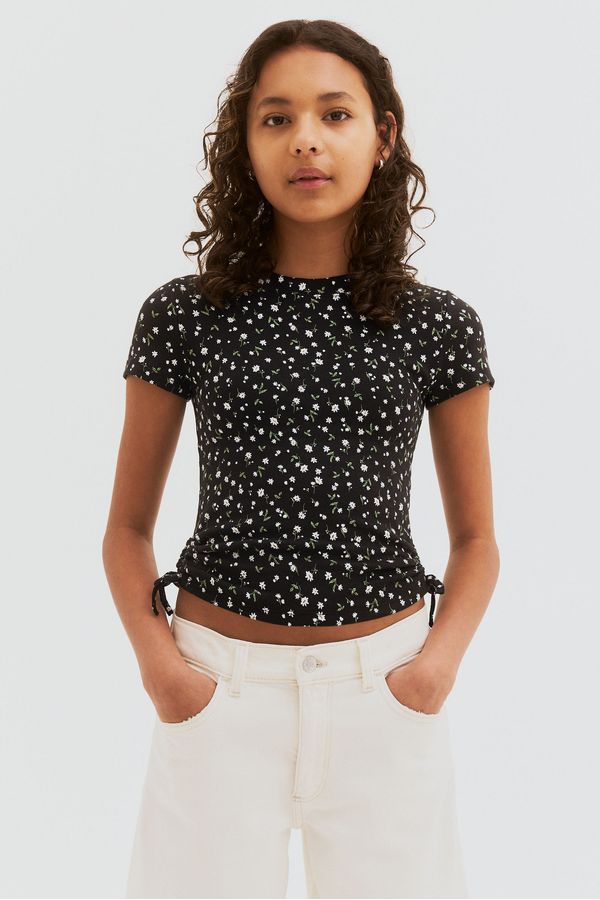 Camiseta de punto con cordón de ajuste