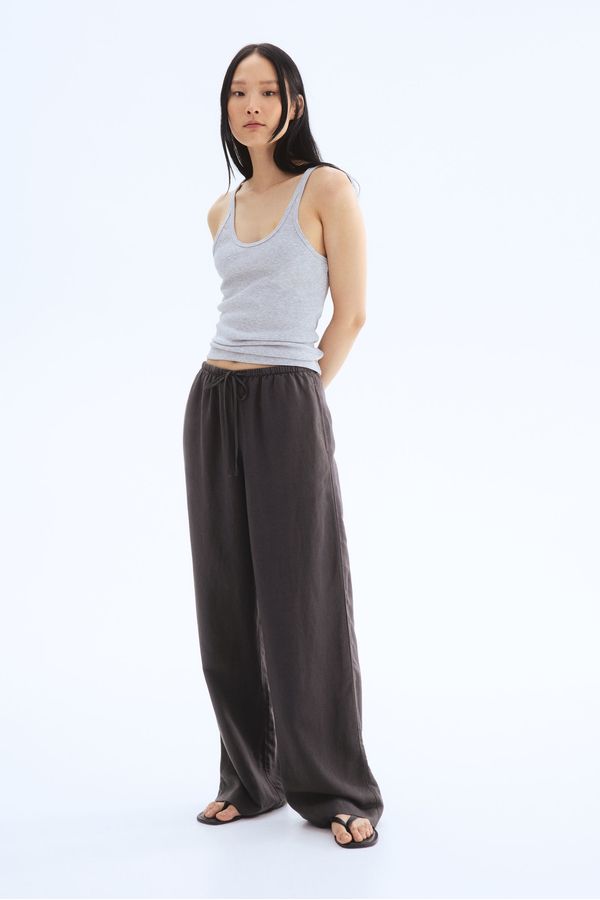 Pantalón recto en mezcla de lino