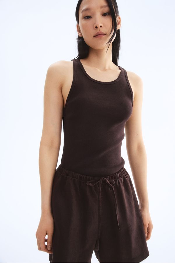 Shorts de lino con cordón de ajuste