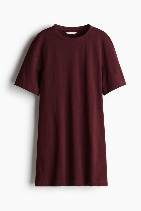 Vestido camiseta entallado