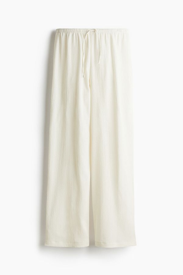 Pantalón con cordón de ajuste
