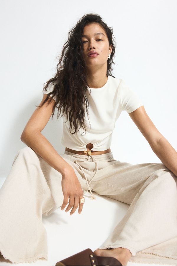 Pantalón en mezcla de lino con cordón de ajuste