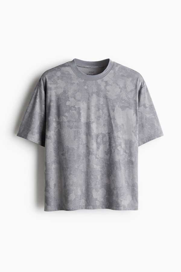 Camiseta de deporte estilo cuadrado con DryMove™