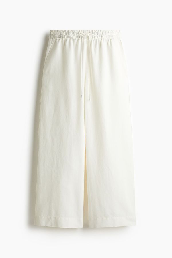Pantalón cropped en mezcla de lino