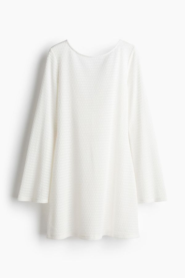 Vestido playero con lazada