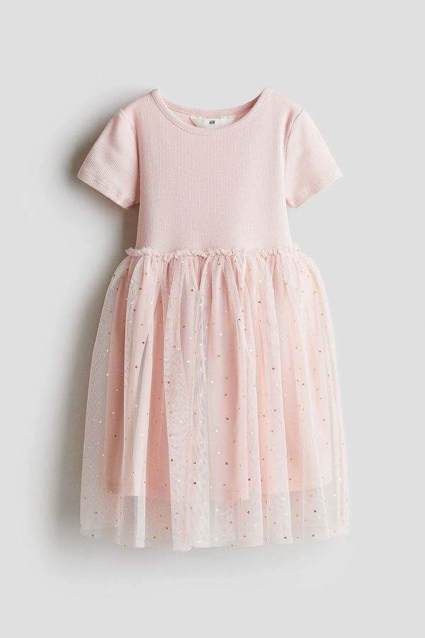 Vestido con falda de tul