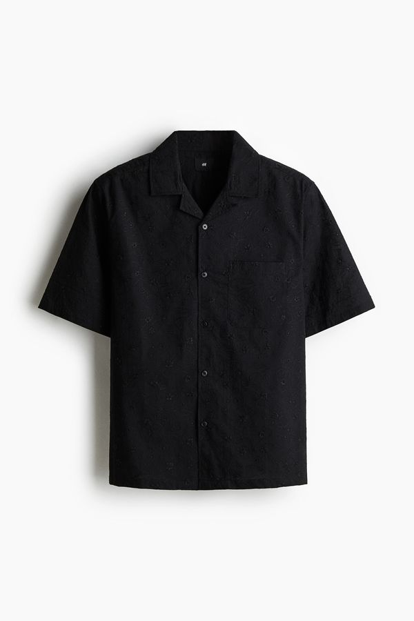 Camisa resort bordada Regular Fit