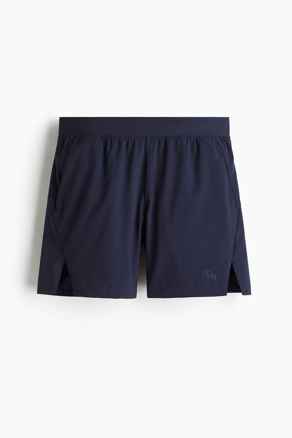Pantalón corto de correr con DryMove™