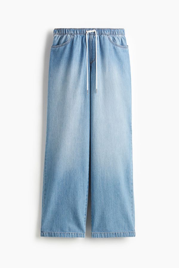 Pantalón denim con cordón de ajuste