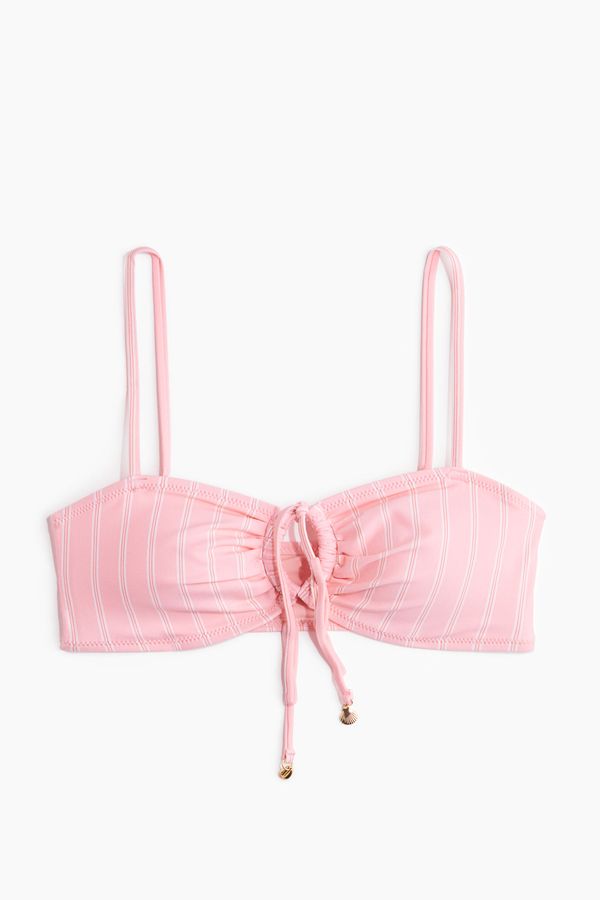Top de bikini con relleno