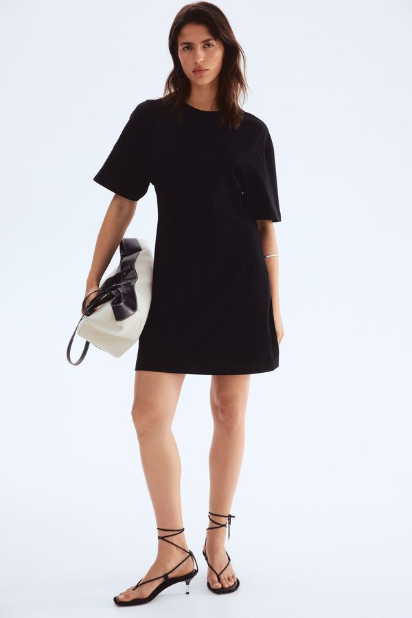 Vestido camiseta entallado