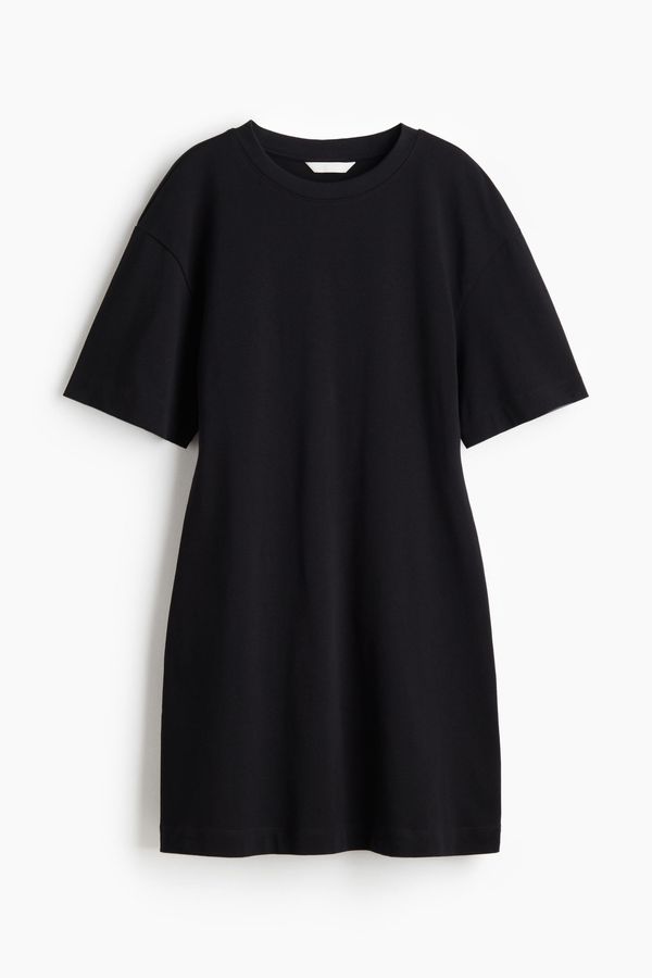 Vestido camiseta entallado