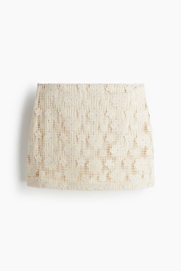 Minifalda efecto crochet