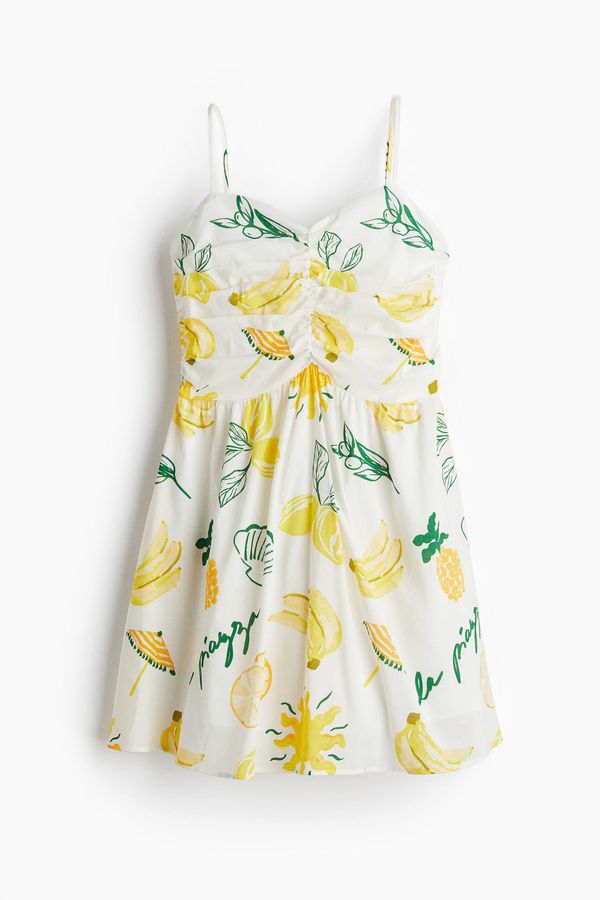 Vestido de tiras con diseño estampado