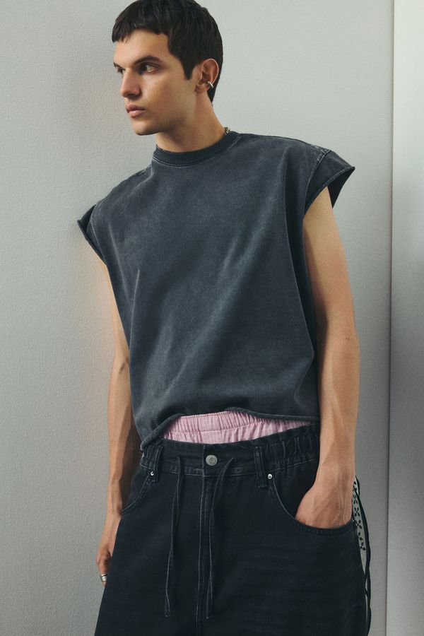 Camiseta manga sisa Oversized Fit