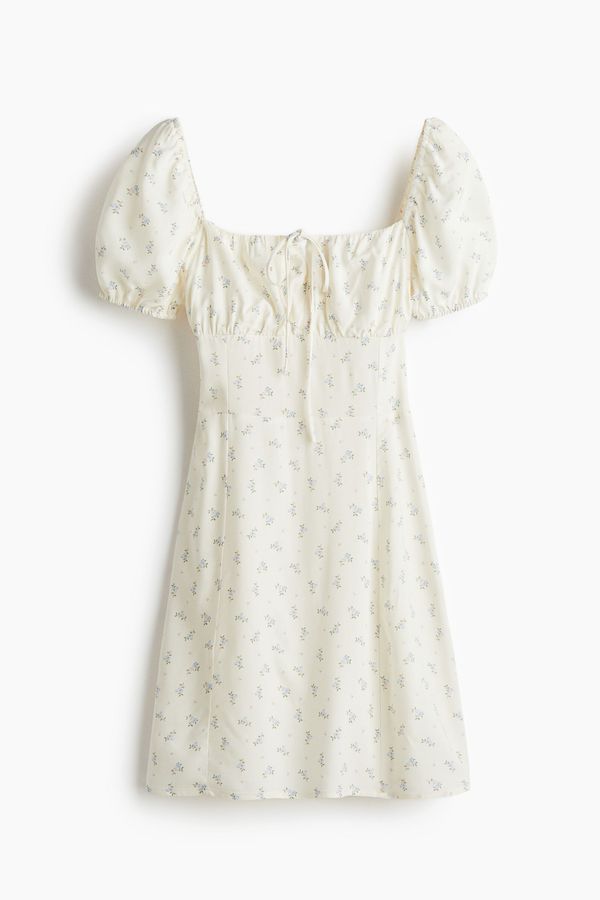 Vestido con mangas globo