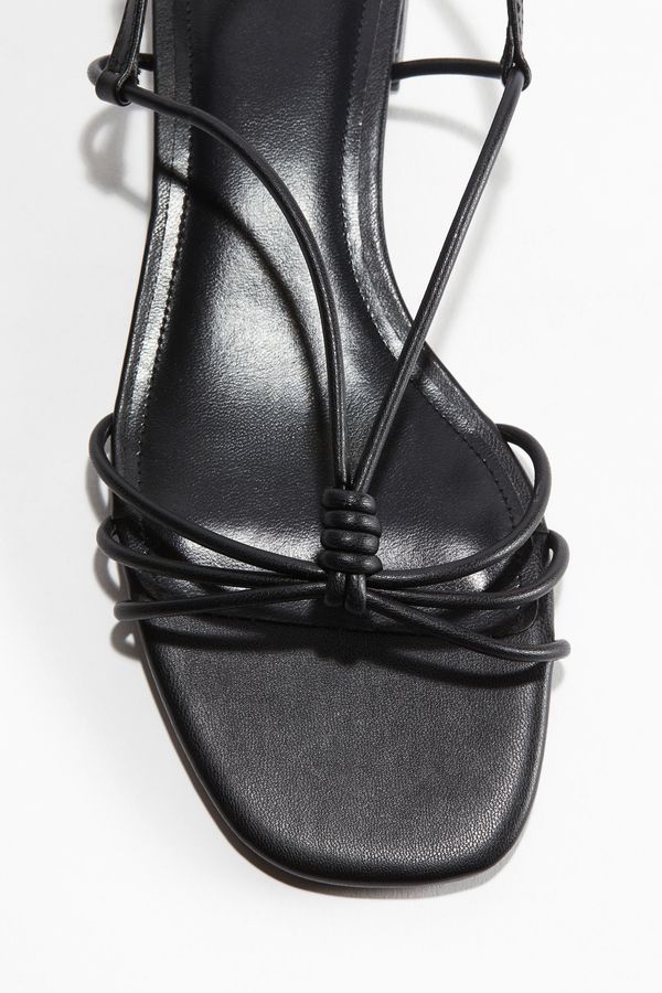 Sandalias de tiras