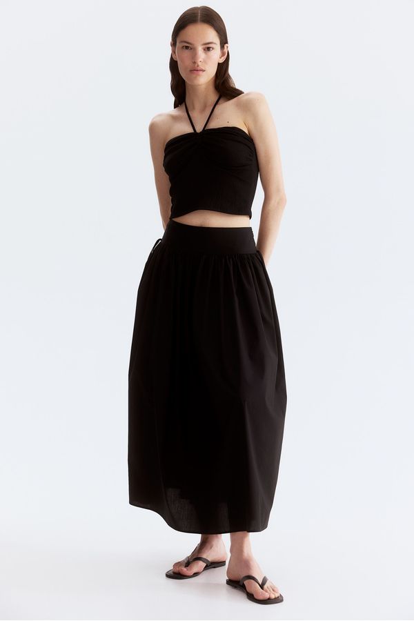 Blusa halter corta
