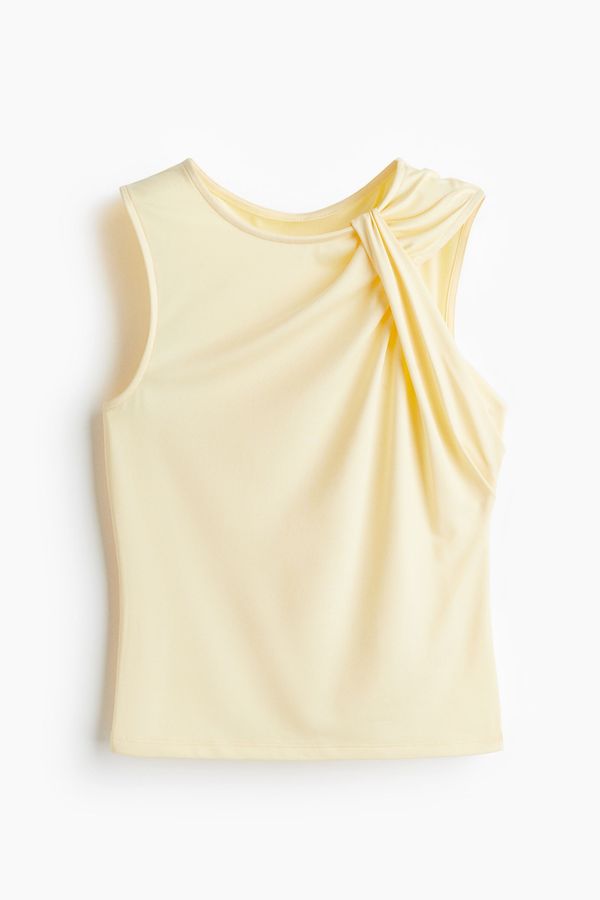 Blusa manga sisa con detalle girado