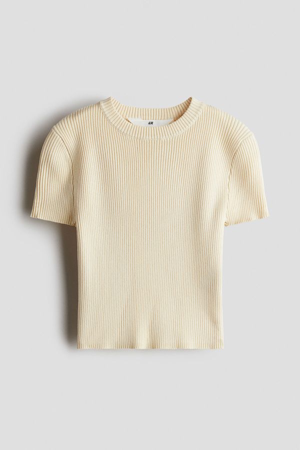 Blusa corta en tejido acanalado