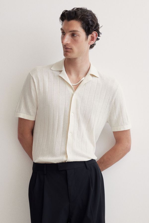 Camisa resort Regular Fit en mezcla de lino