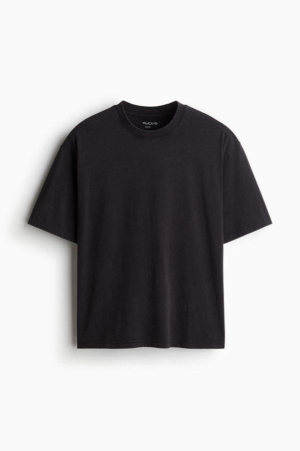Camiseta de deporte estilo cuadrado con DryMove™