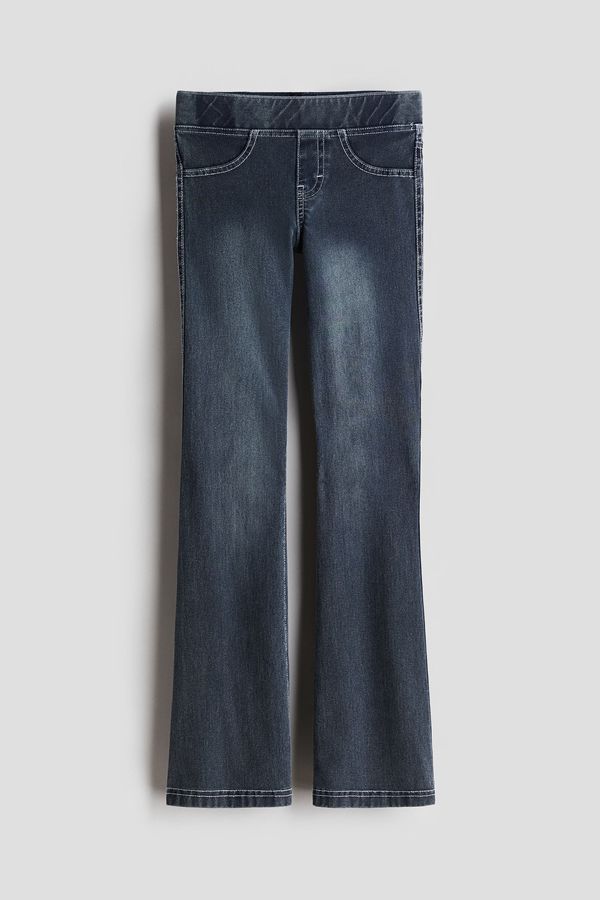 Pantalón acampanado en punto