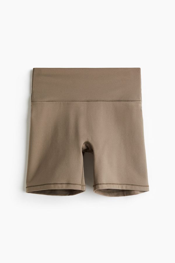 Shorts deportivos de ciclismo con SoftMove™