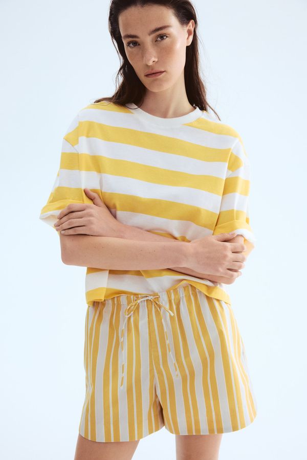 Shorts en algodón con cordón de ajuste